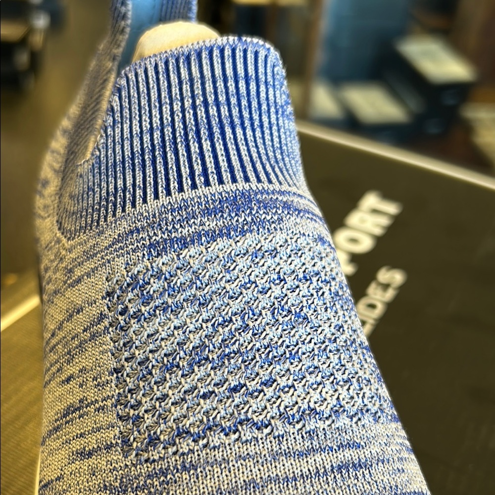 Urban Sport by J Slides NYC Blue Knit Sneakers NIB - Picture 3 of 6